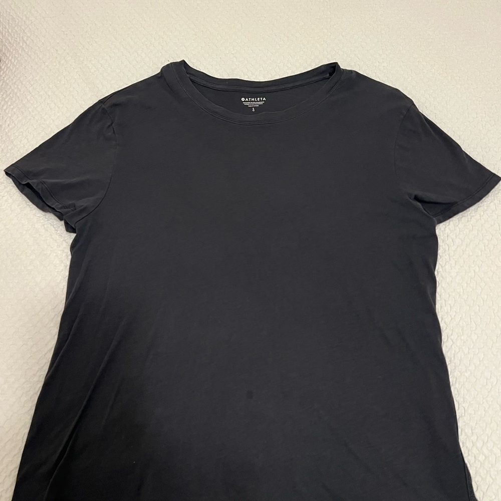 Athleta Size L women's dark grey tee